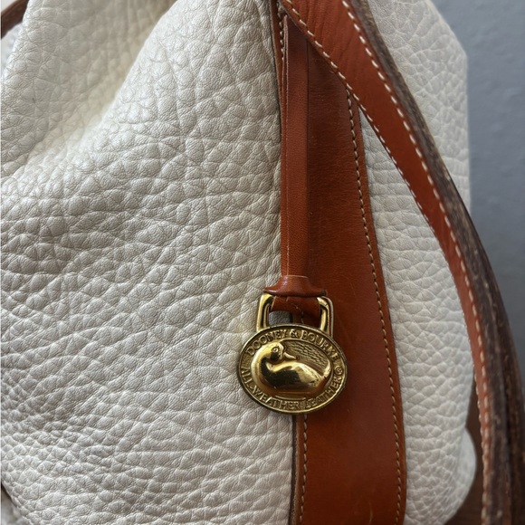 Vintage Dooney & Bourke Pebble Leather Bone Bucket Bag - Picture 9 of 15